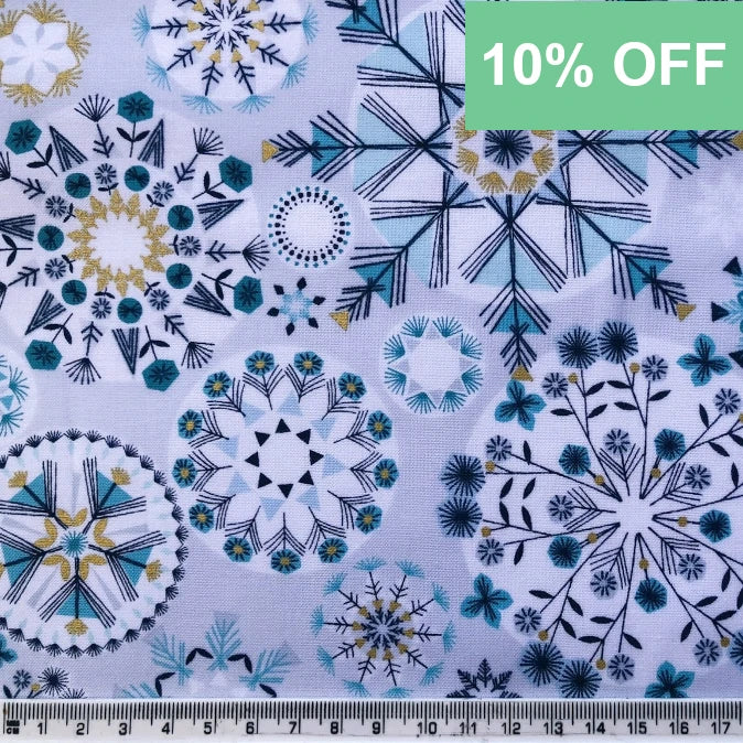 Christmas Snowflake Fabric - Skogen by Dashwood Studios