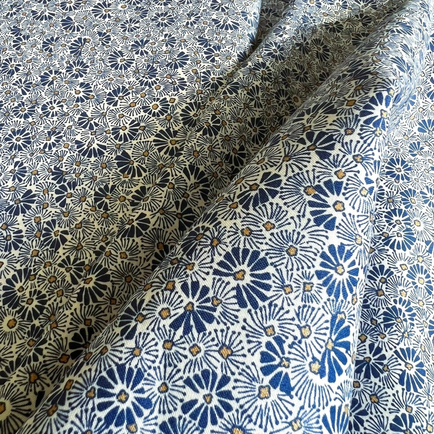 Liberty Fabric Arthur's Garden - Fluttering Fans blue
