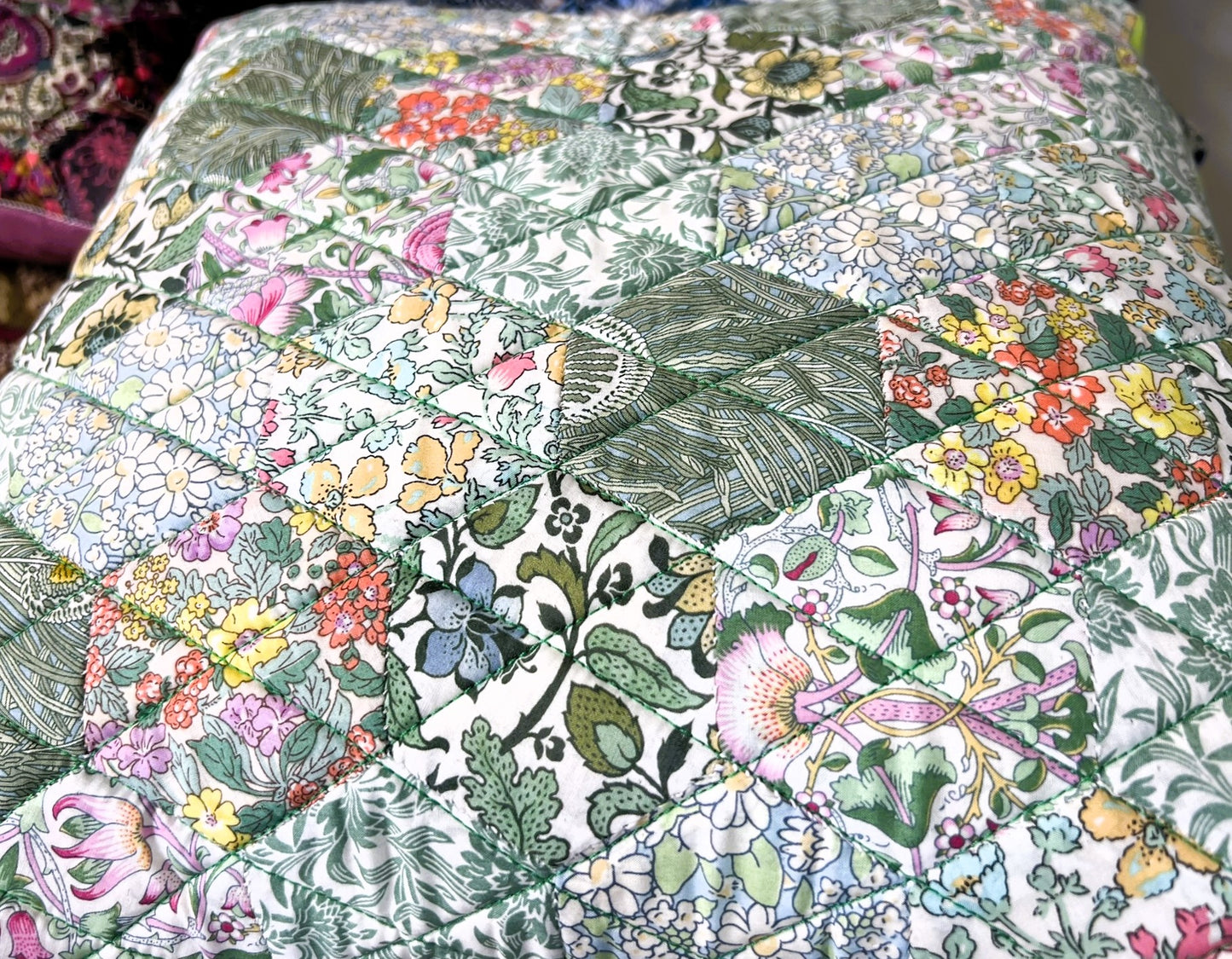 49 Liberty Lawn Paper Piecing Precut Hexagons - Pale Green