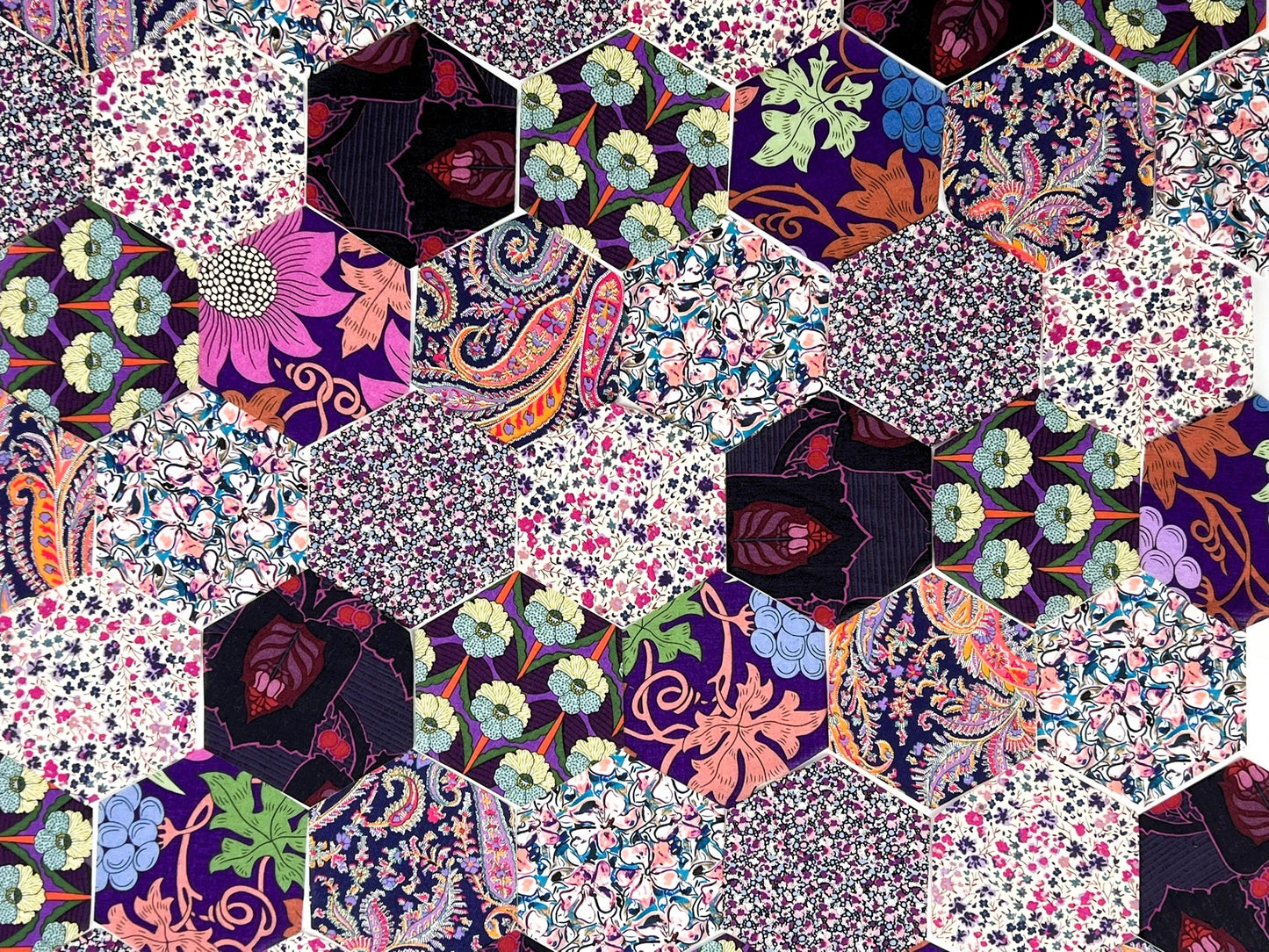49 Liberty Lawn Paper Piecing Precut Hexagons - Purple