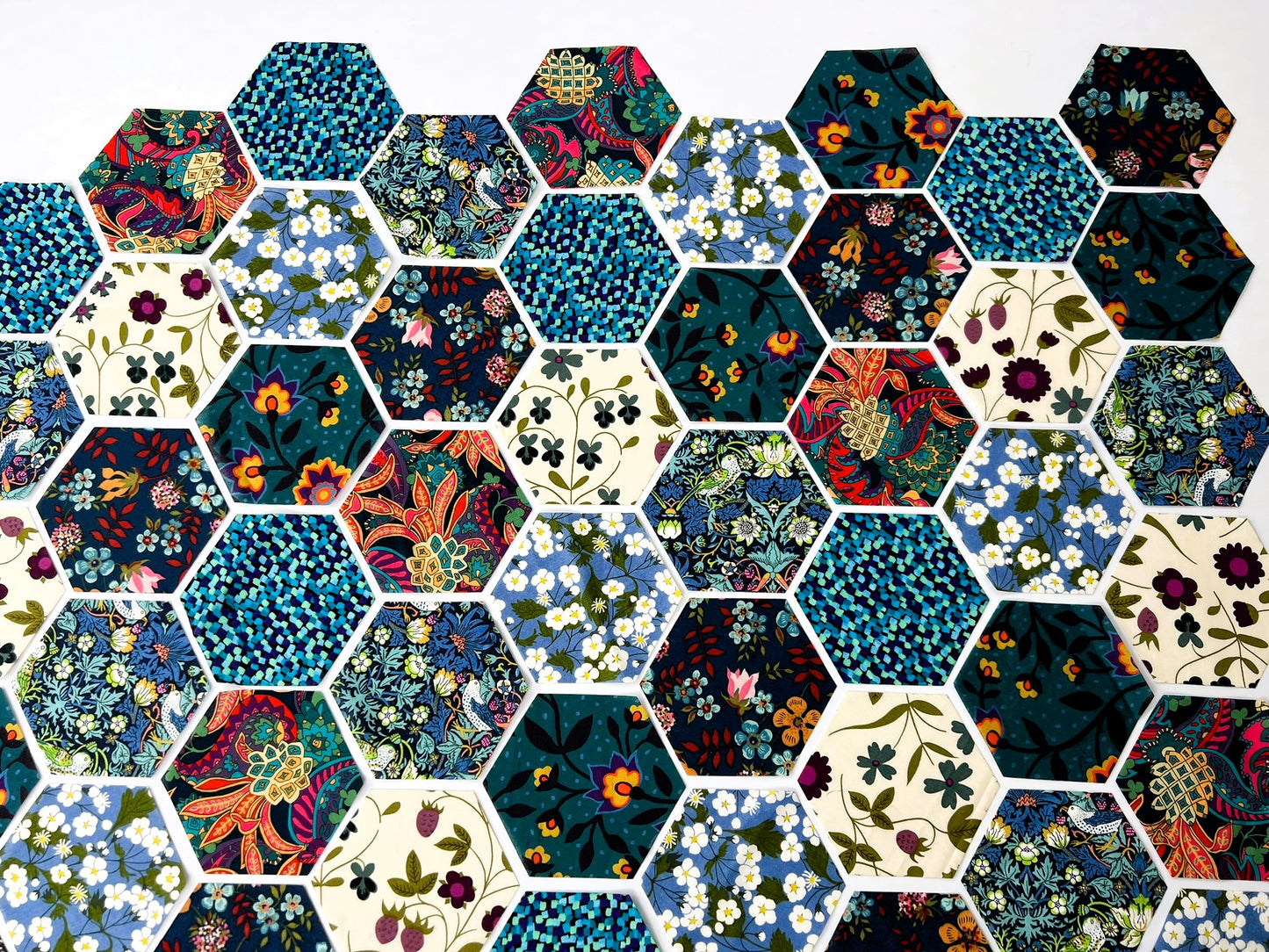 49 Liberty Lawn Paper Piecing Precut Hexagons - Teals