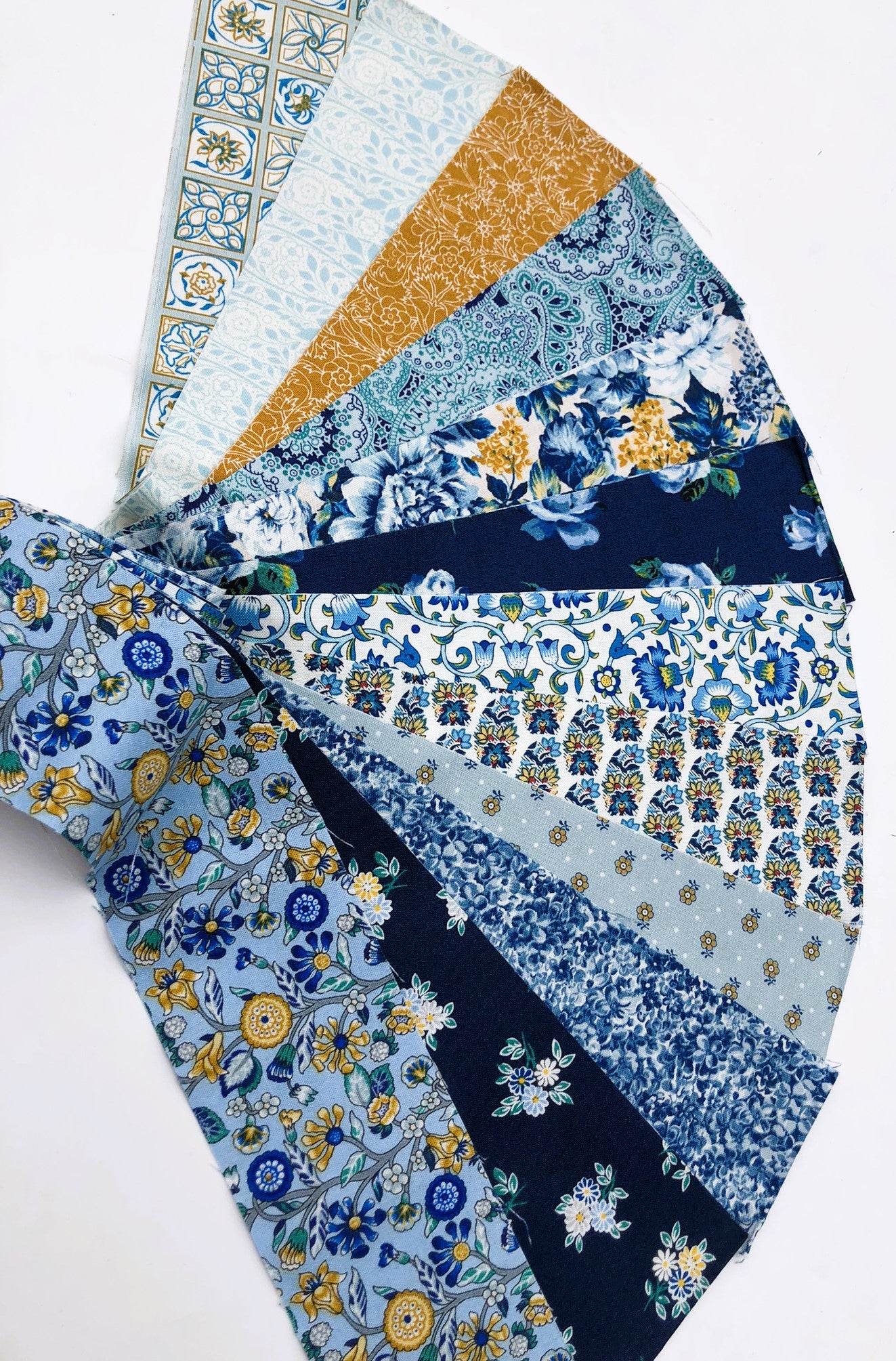 Jelly Roll Liberty quilting cotton - Emporium Collection blues