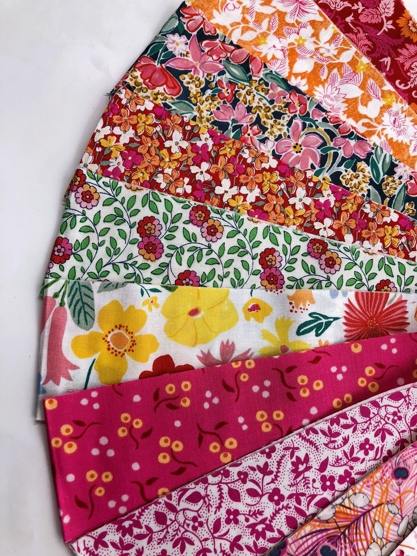 Jelly Roll Liberty quilting cotton - The Artist's Collection
