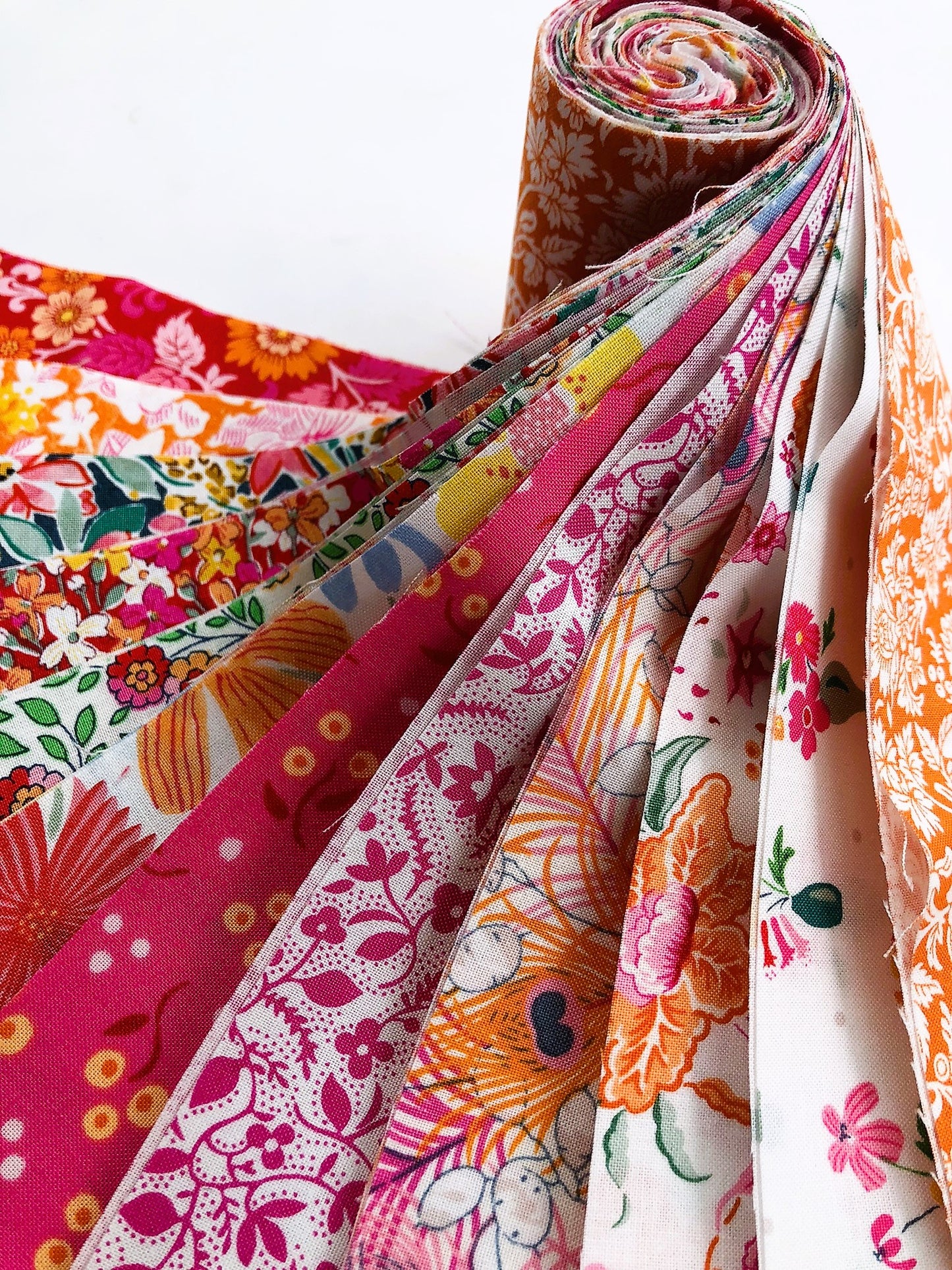 Jelly Roll Liberty quilting cotton - The Artist's Collection