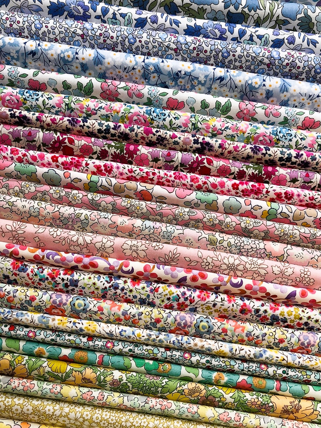 25 Liberty Fabric Tana Lawn® 10 inch Layer Cake Pastel Squares