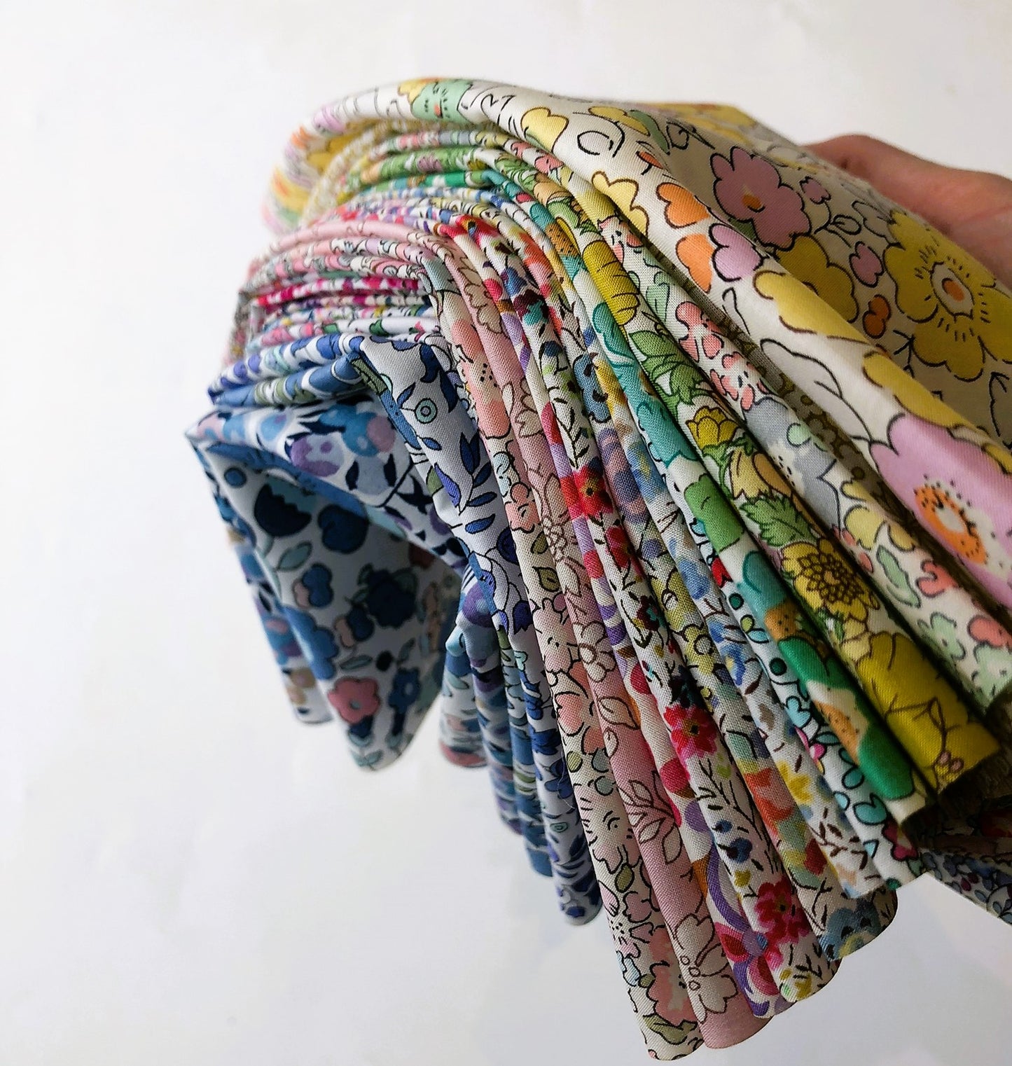25 Liberty Fabric Tana Lawn® 10 inch Layer Cake Pastel Squares