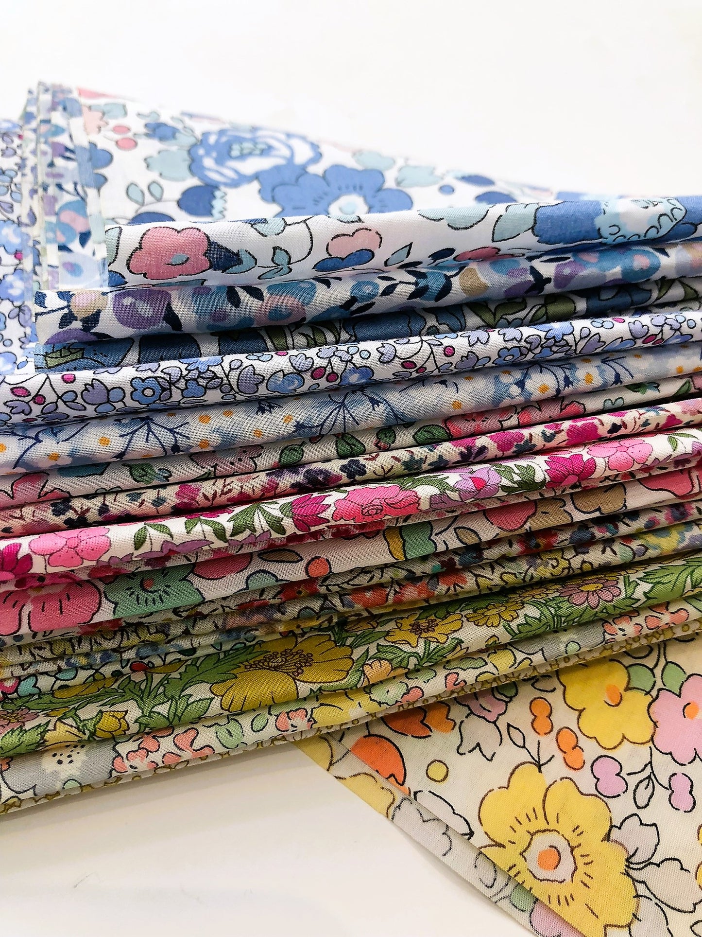 25 Liberty Fabric Tana Lawn® 10 inch Layer Cake Pastel Squares