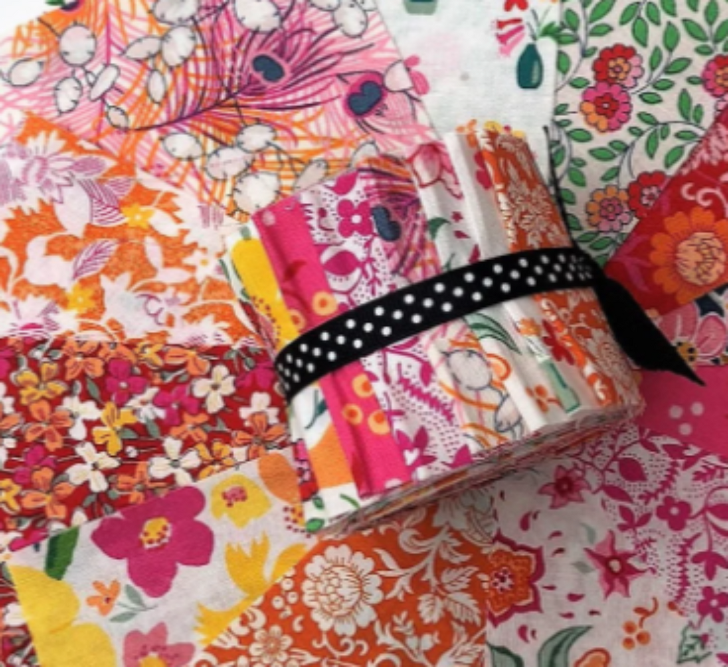 Jelly Roll Liberty quilting cotton - The Artist's Collection