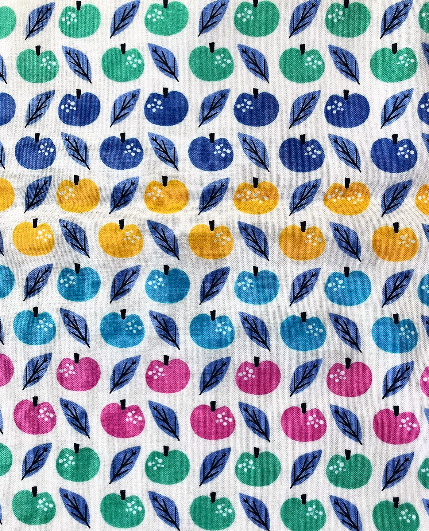 Dashwood Bundle of 7 Fat Quarters - Lost Treasures