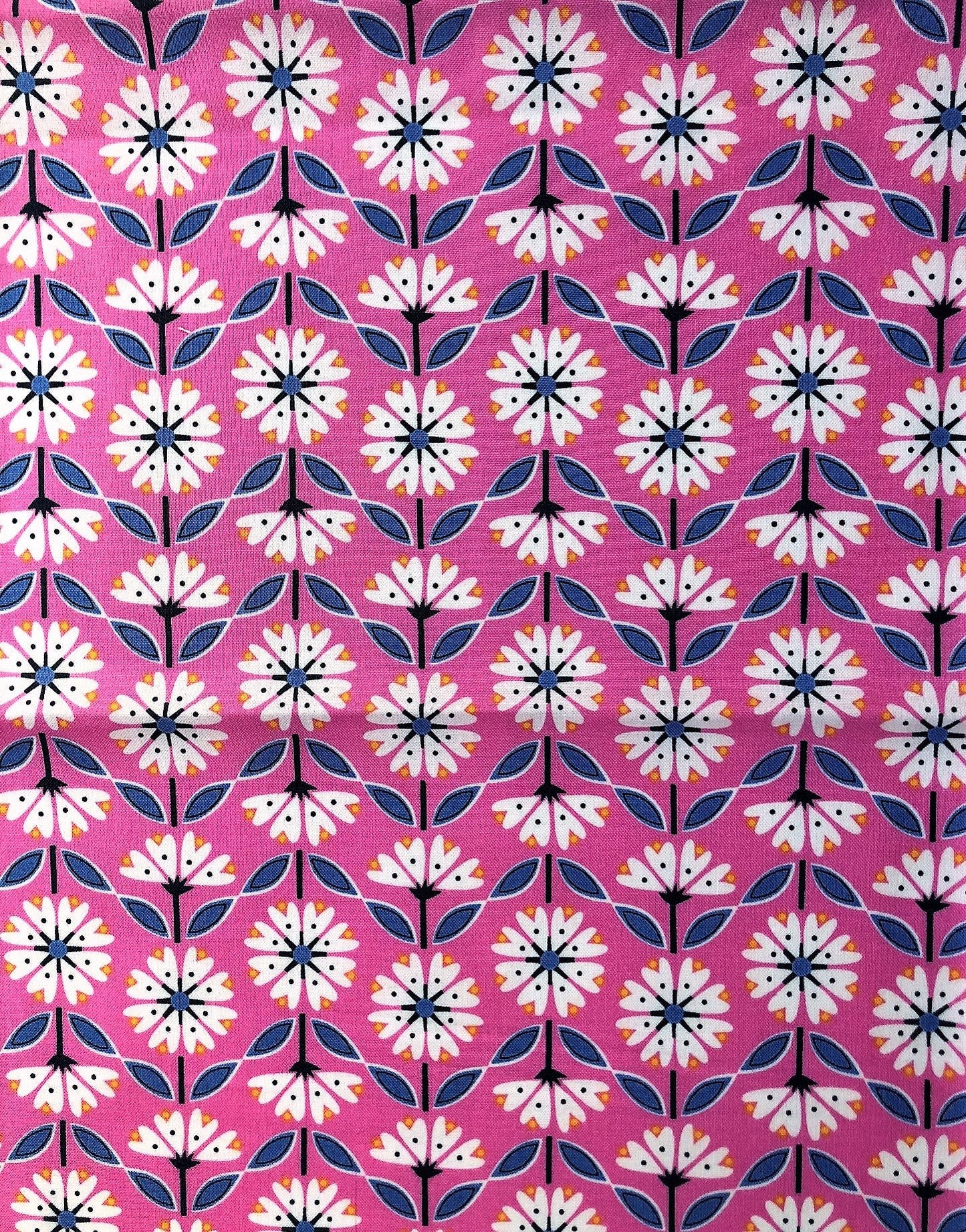 Dashwood Bundle of 7 Fat Quarters - Lost Treasures