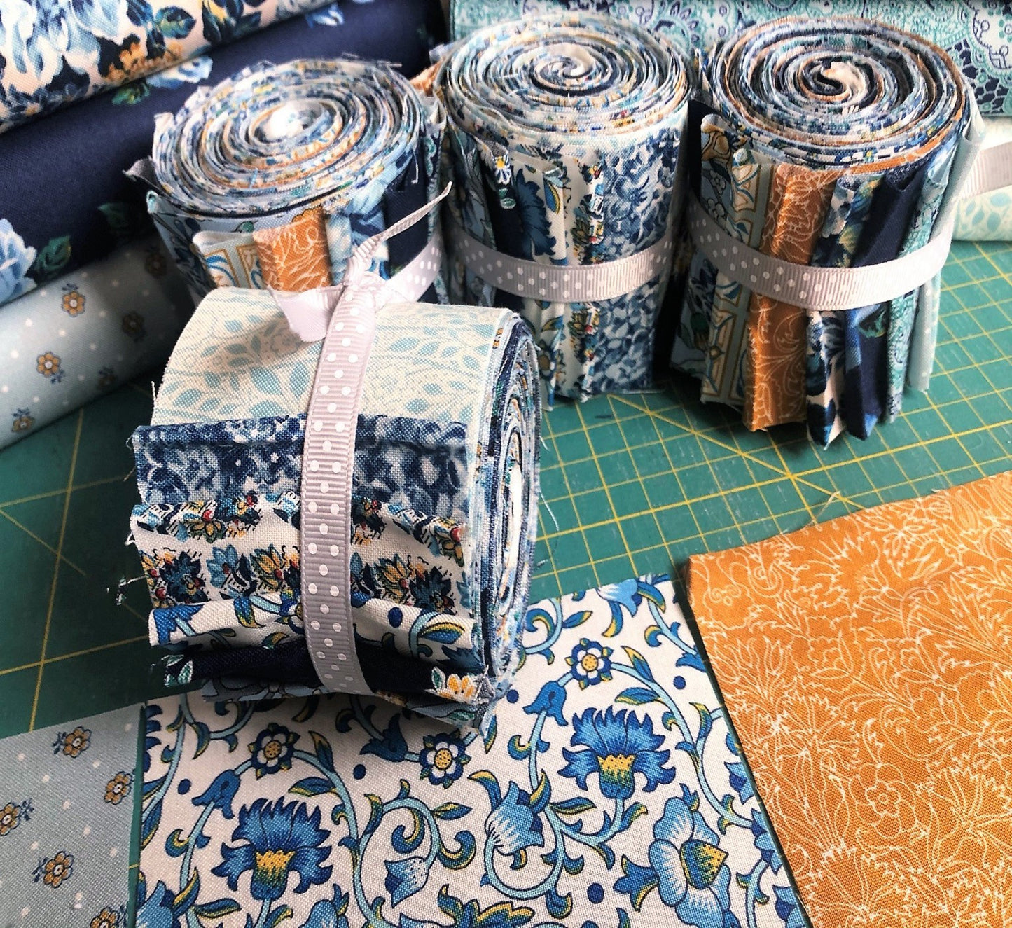 Jelly Roll Liberty quilting cotton - Emporium Collection blues