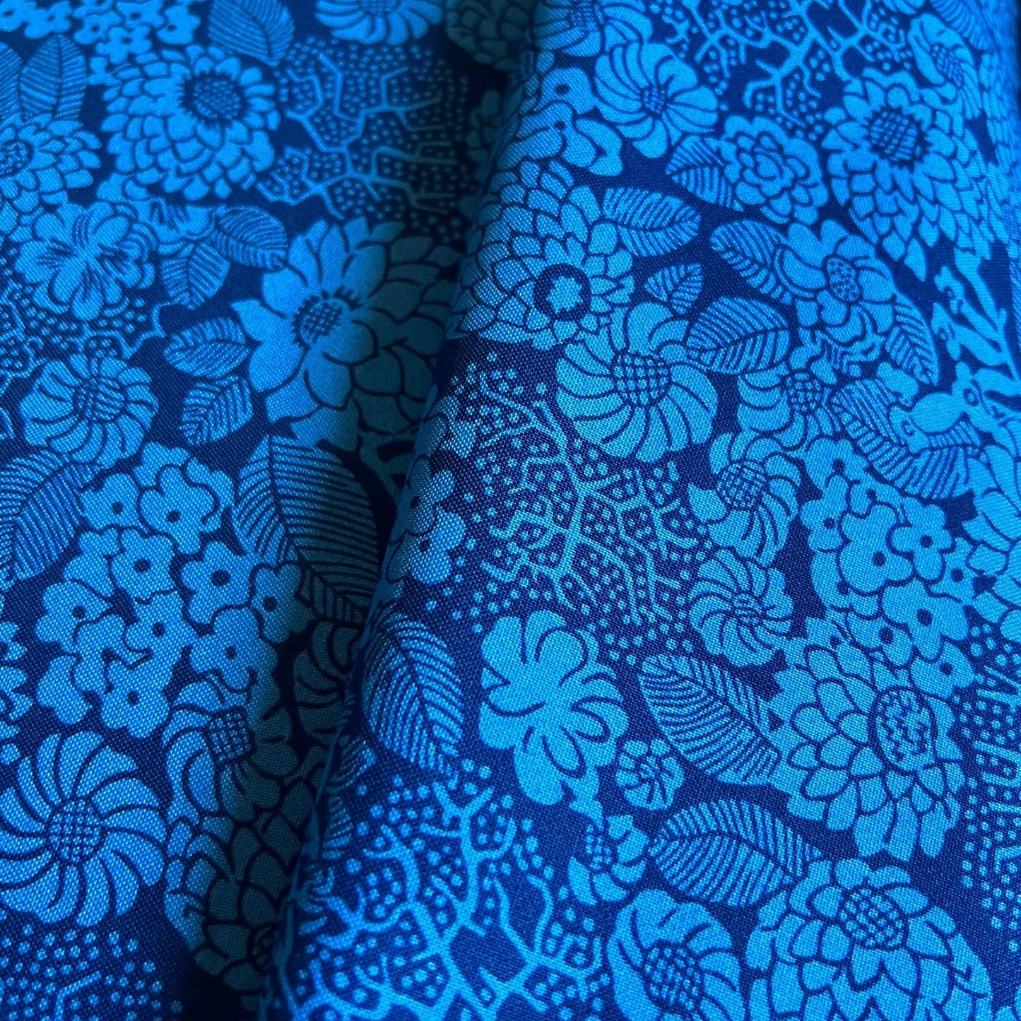 Liberty Fabric Arthur's Garden - Dahlia Garden blue