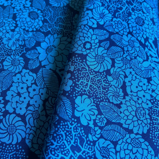 Liberty Fabric Arthur's Garden - Dahlia Garden blue