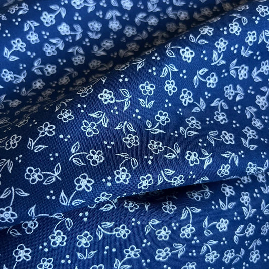 Liberty Fabric Arthur's Garden - Daisy Doodle blue