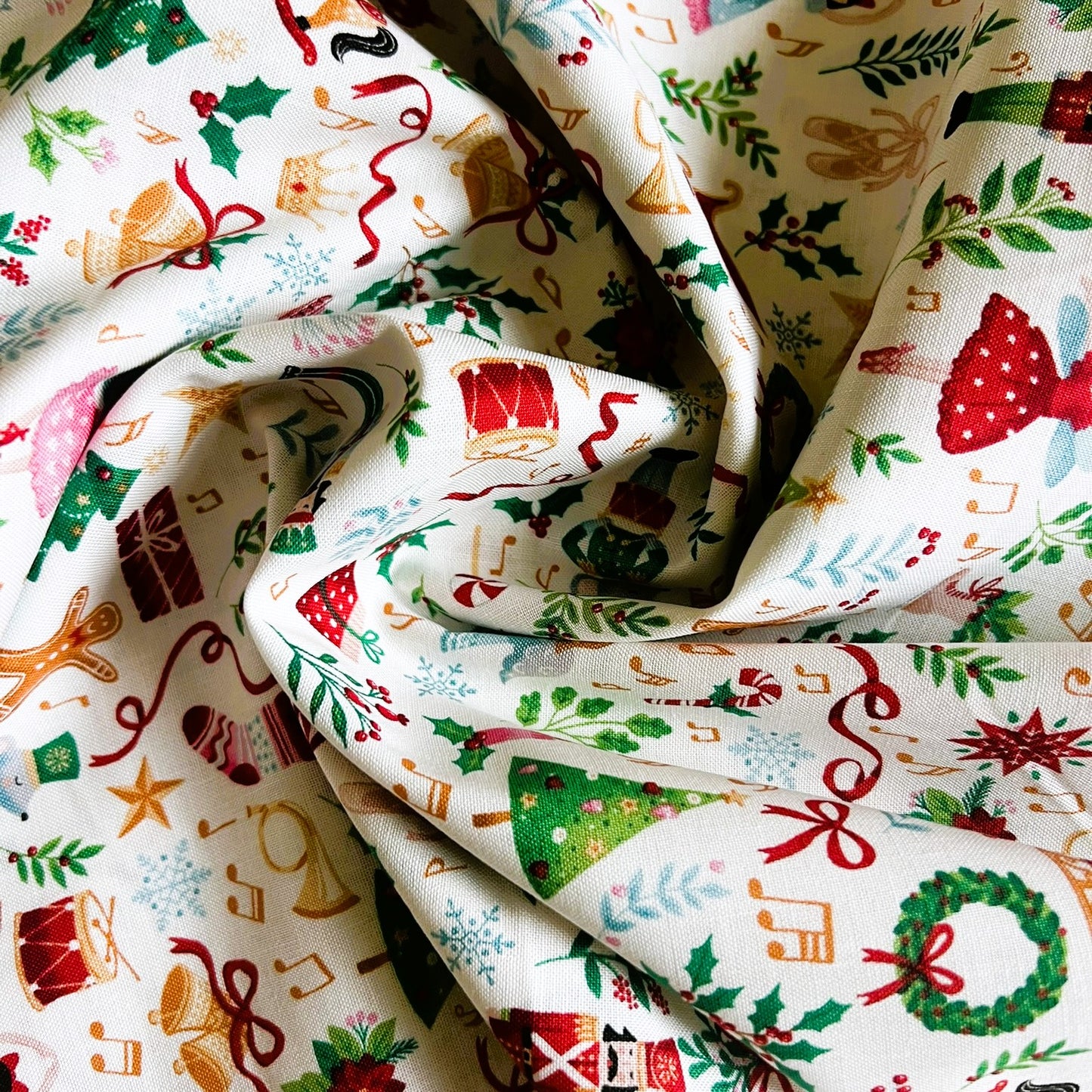 Makower Nutcracker Christmas Collection - Fairytale Fabric, cream