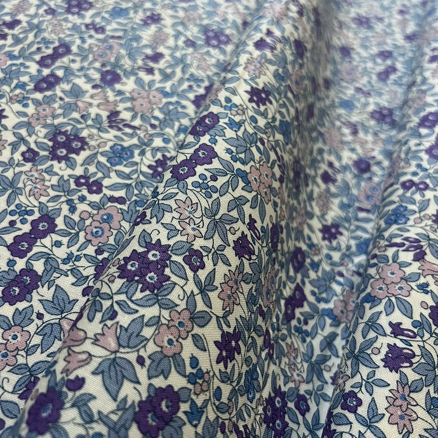 Liberty Fabric Everlasting - Forget Me Not Blossom purple