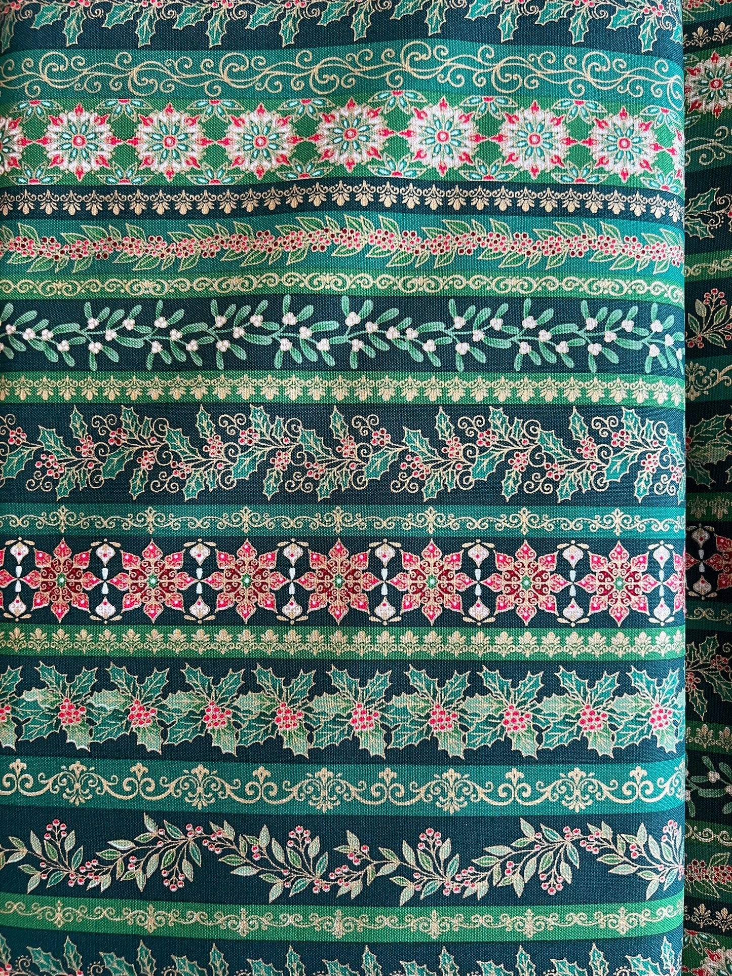 Makower Adorn Christmas Collection - Garland Stripe, green