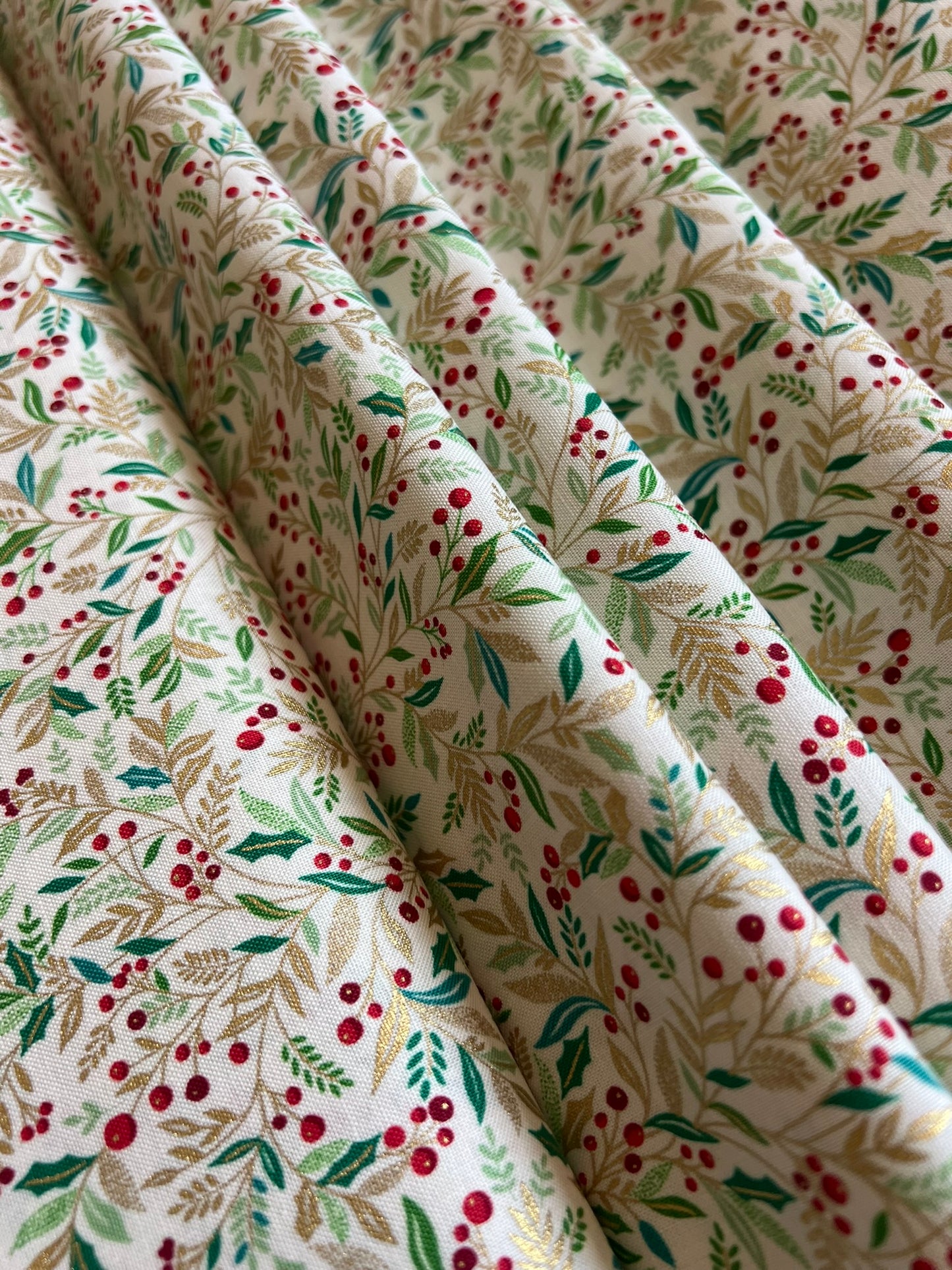 Makower Adorn Christmas Collection - Holly, cream