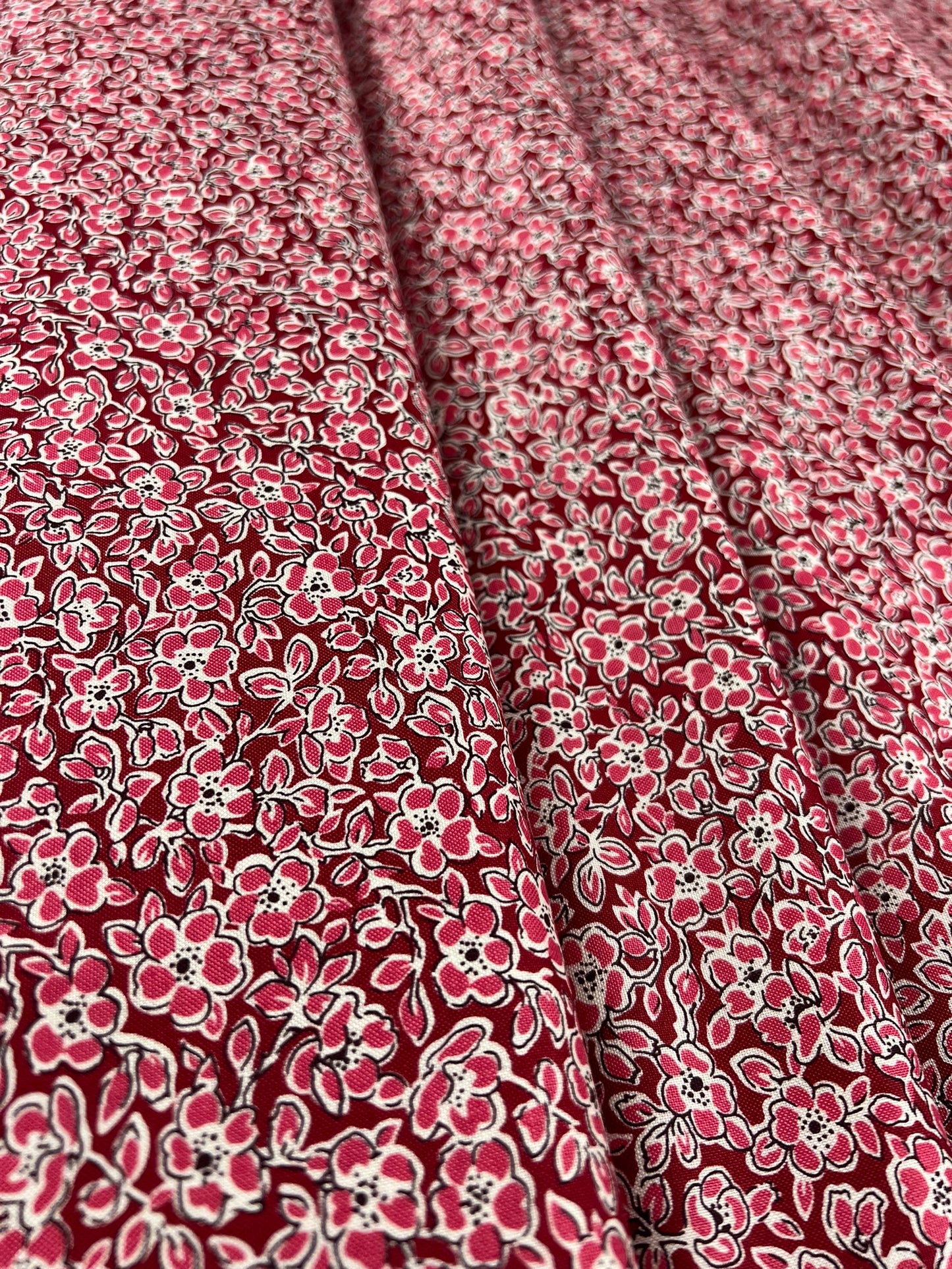 Liberty Fabric Flower Show Winter - Chatsworth Blossom, red