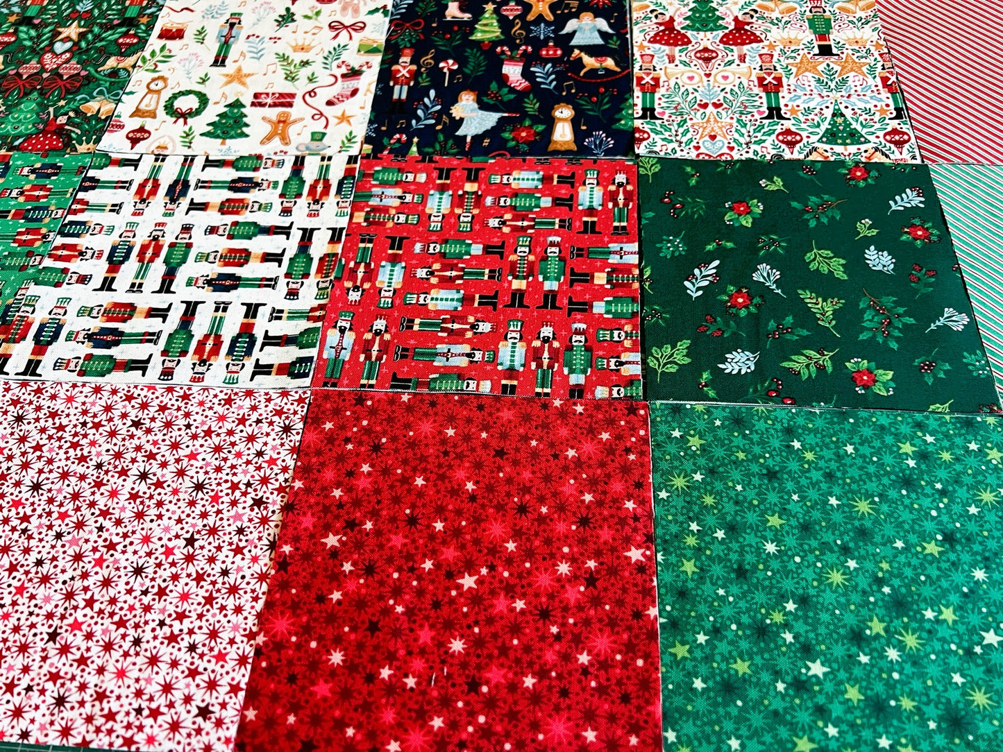 Makower Nutcracker Christmas Collection - Charm Pack