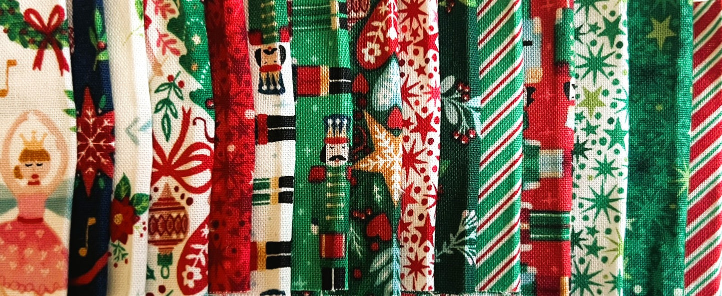 Makower Nutcracker Christmas Collection - Jelly Roll