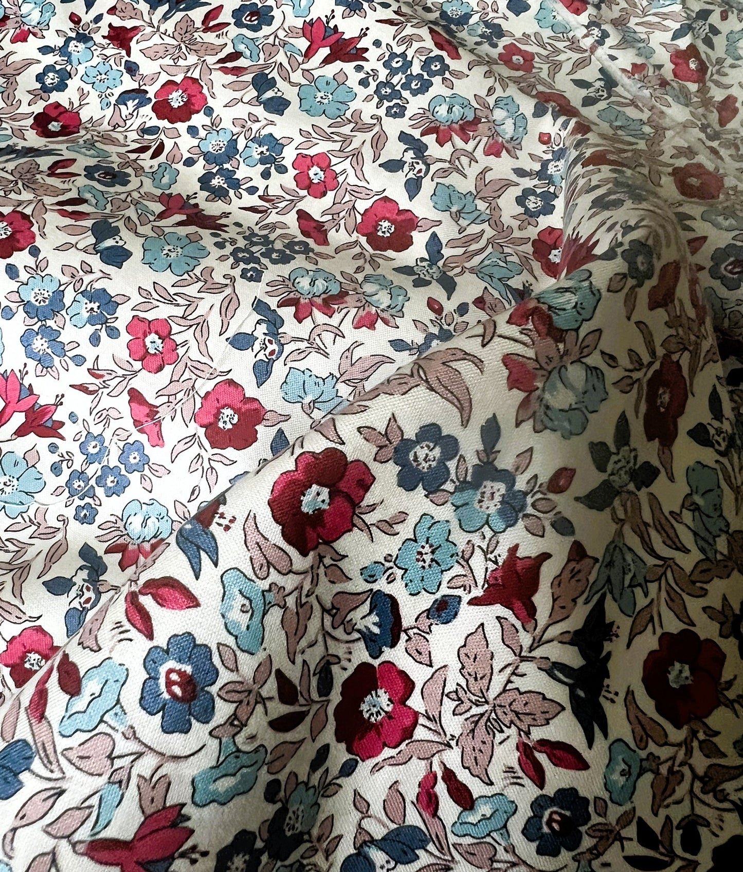 Liberty Fabric Flower Show Winter - Mamie