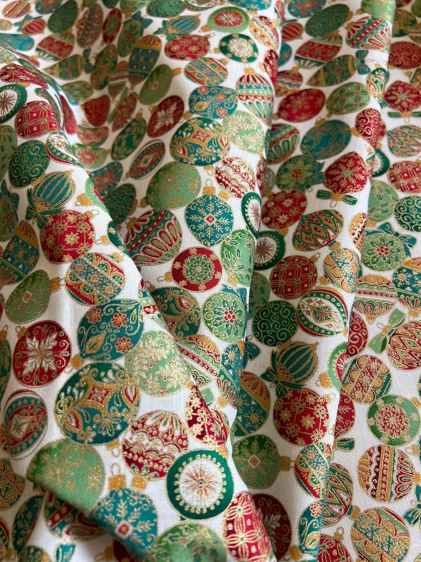 Makower Adorn Christmas Collection - Ornament, cream