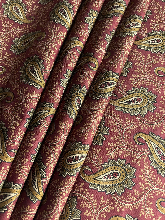 Makower Madison Manor - Paisley red