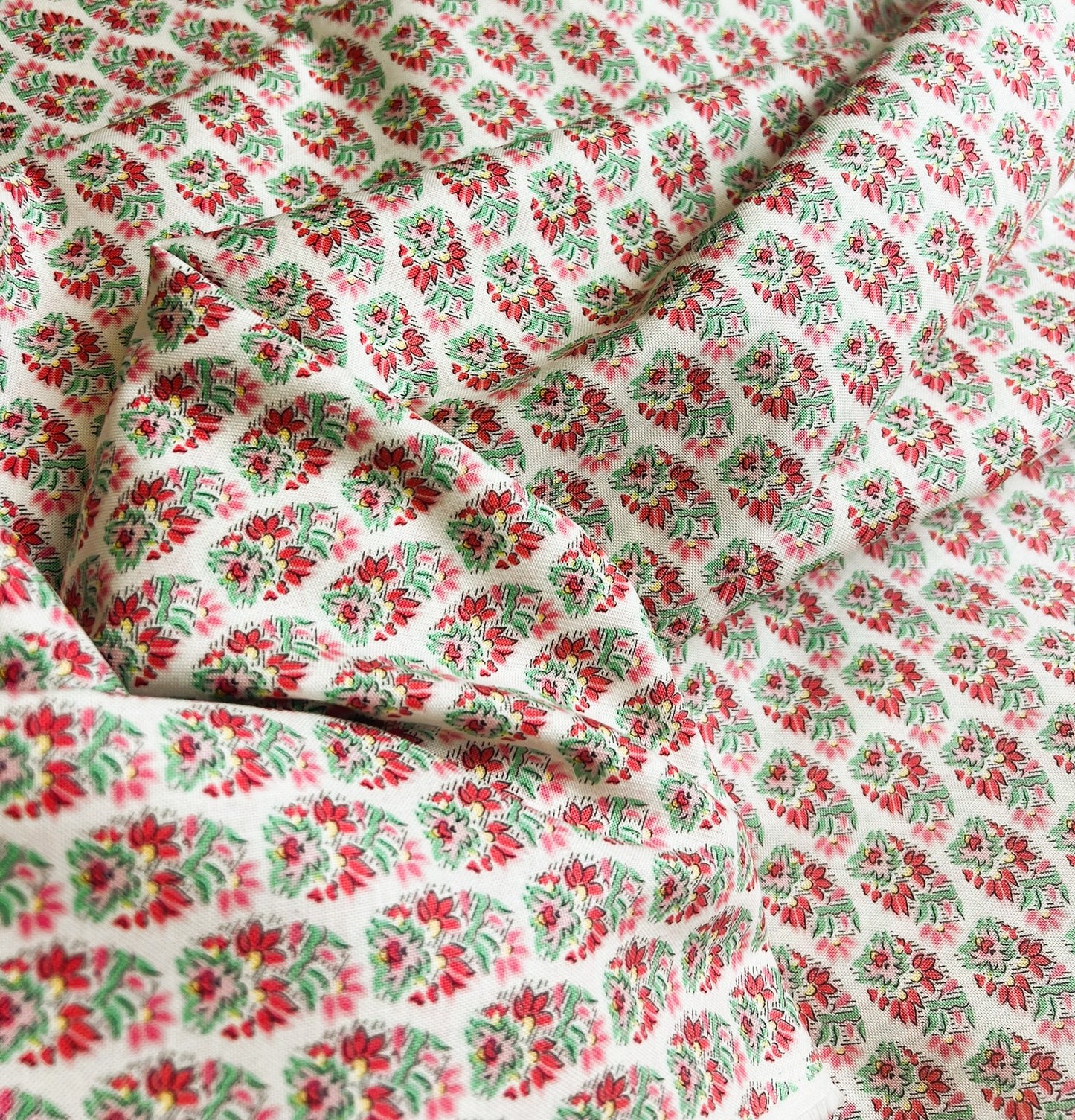 Liberty Emporium Collection -  Palmeira red and green