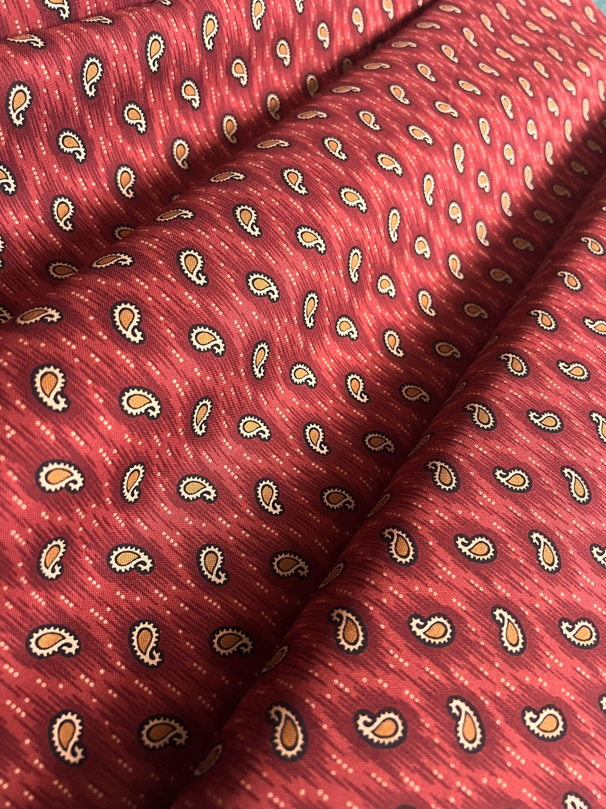 Makower Madison Manor - Small Paisley red
