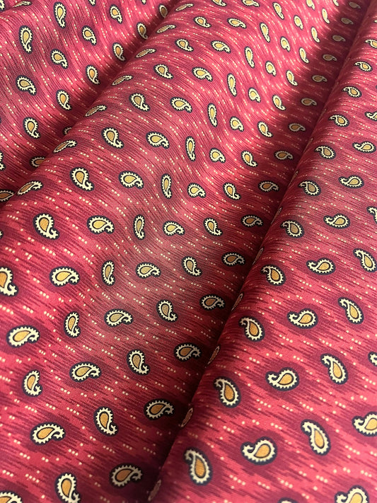 Makower Madison Manor - Small Paisley red
