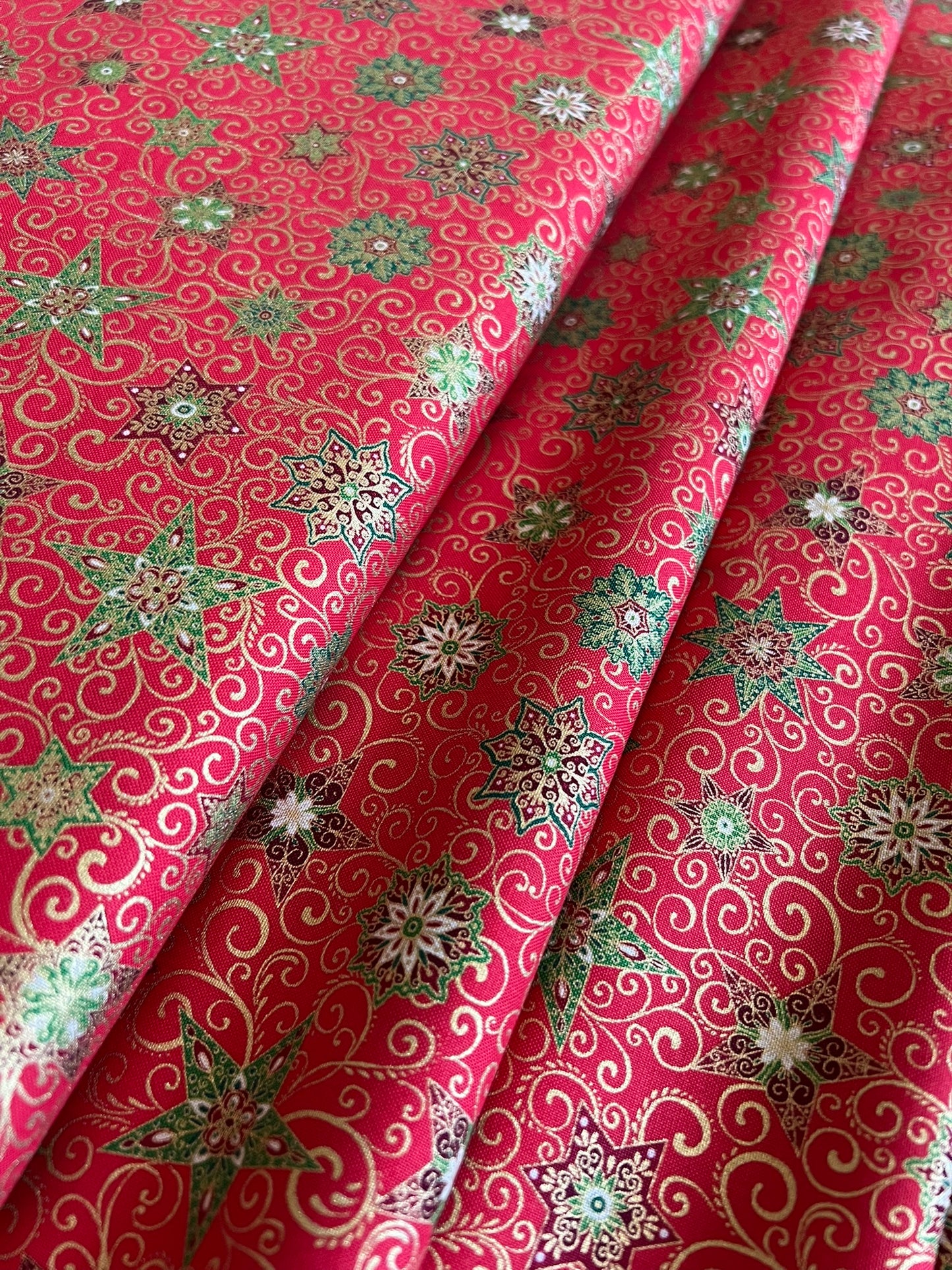 Makower Adorn Christmas Collection - Star, red