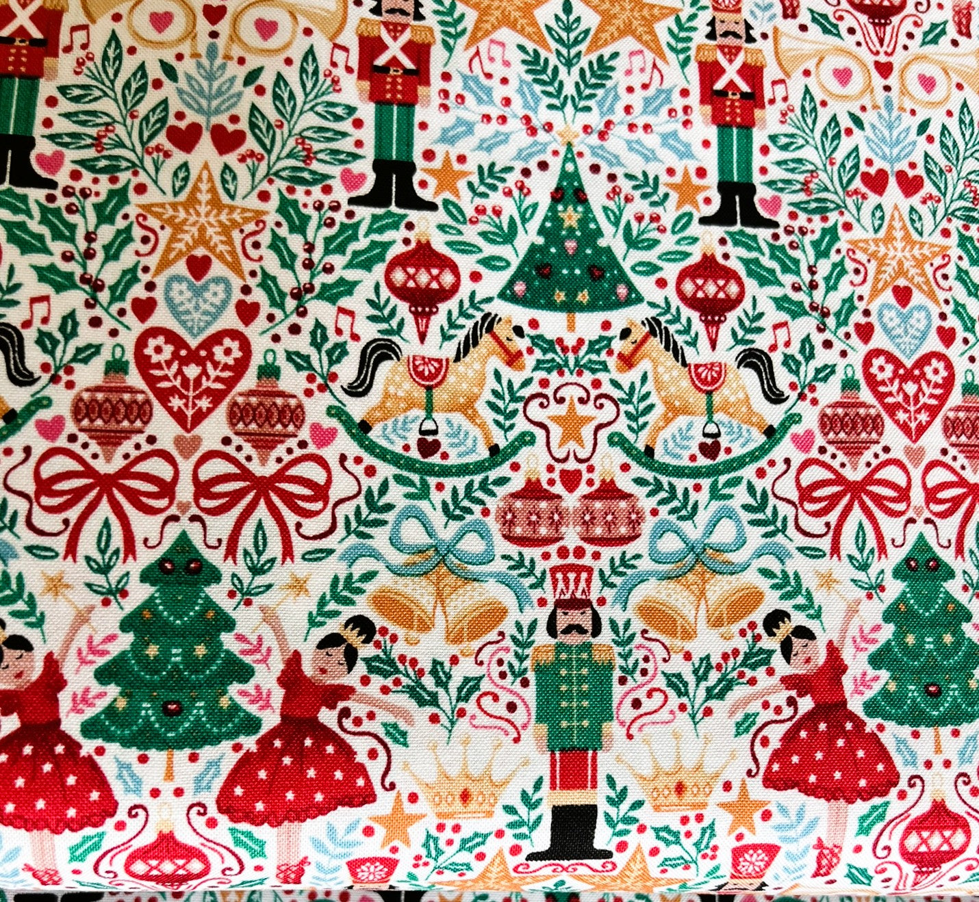 Makower Nutcracker Christmas Collection - Sugar Plum, cream