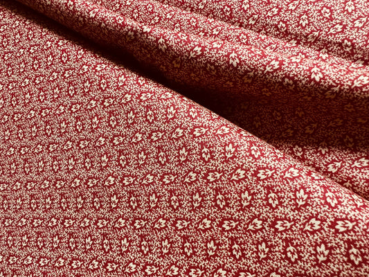Makower Madison Manor - Tossed Flower red