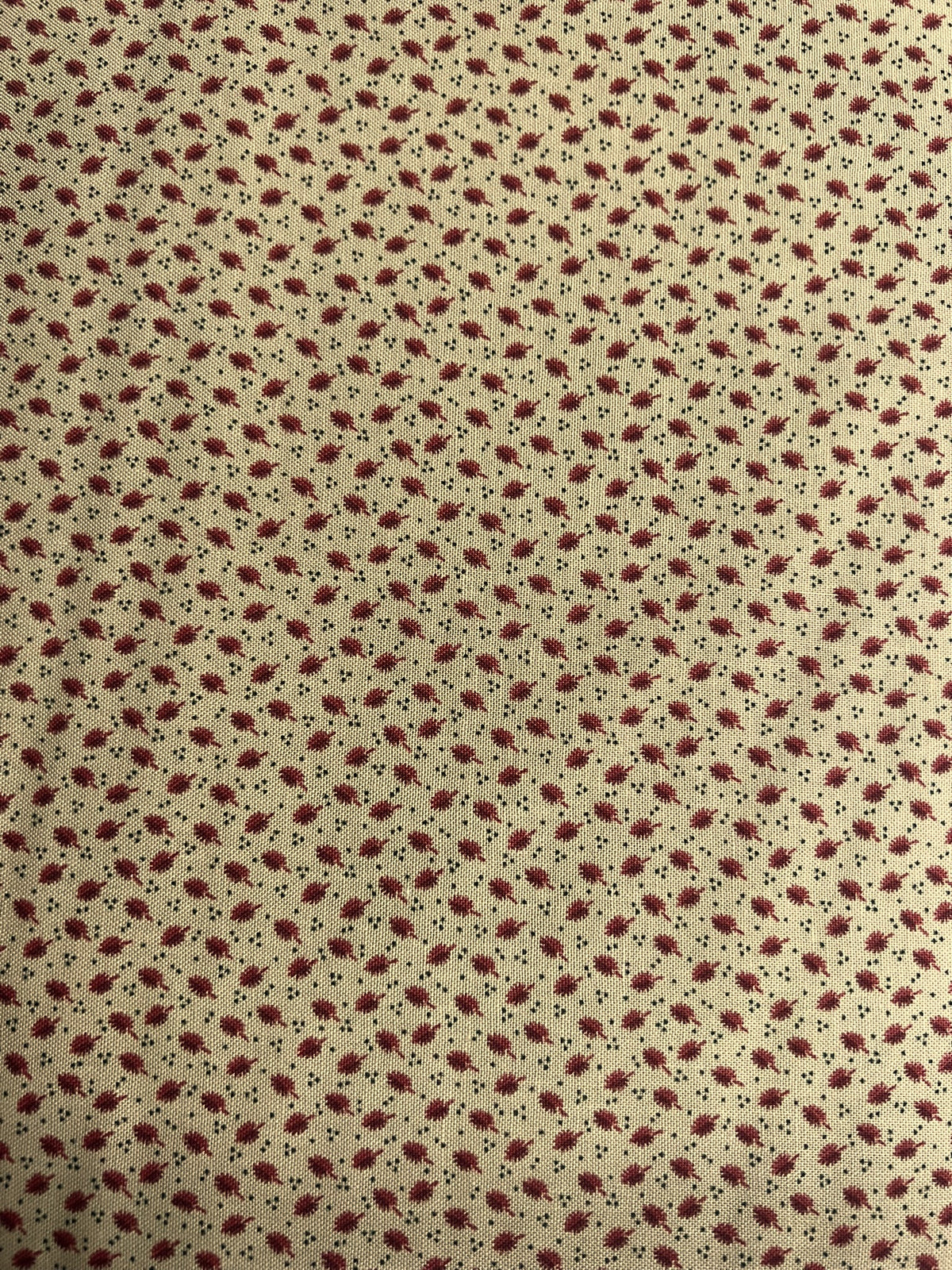 Makower Madison Manor - Tossed Leaf red