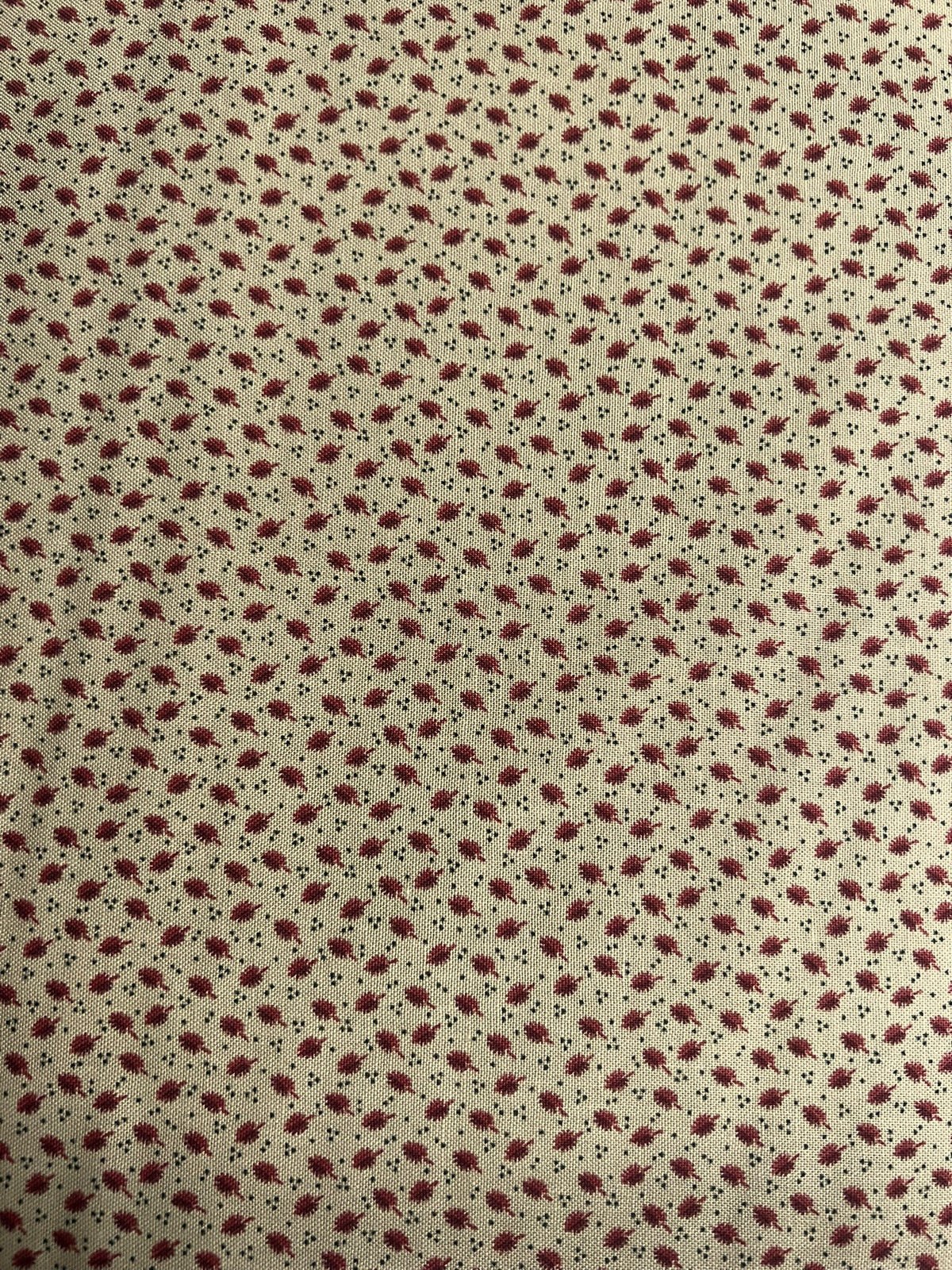Makower Madison Manor - Tossed Leaf red