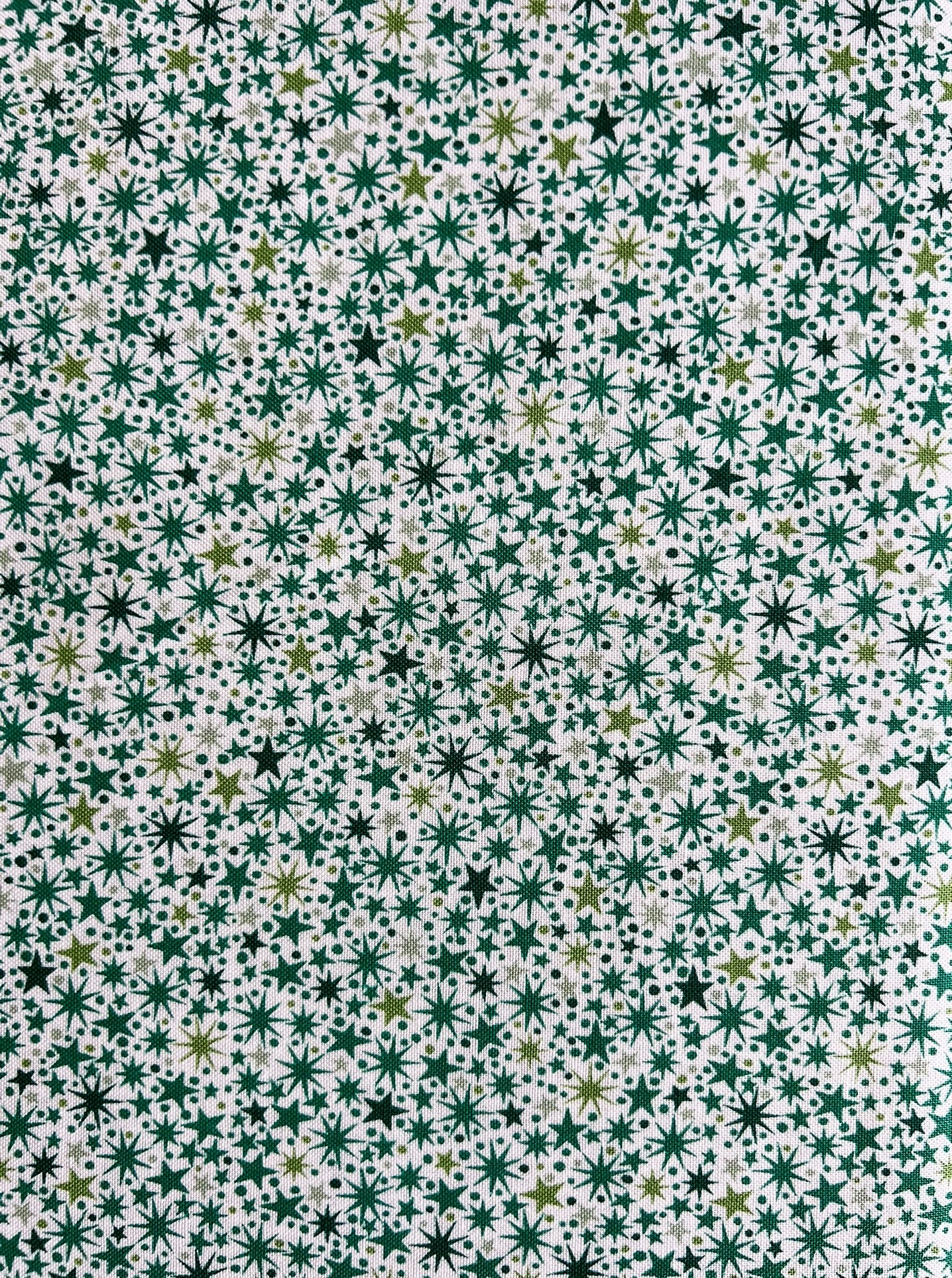 Makower Nutcracker Christmas Collection - Twinkle, green/cream