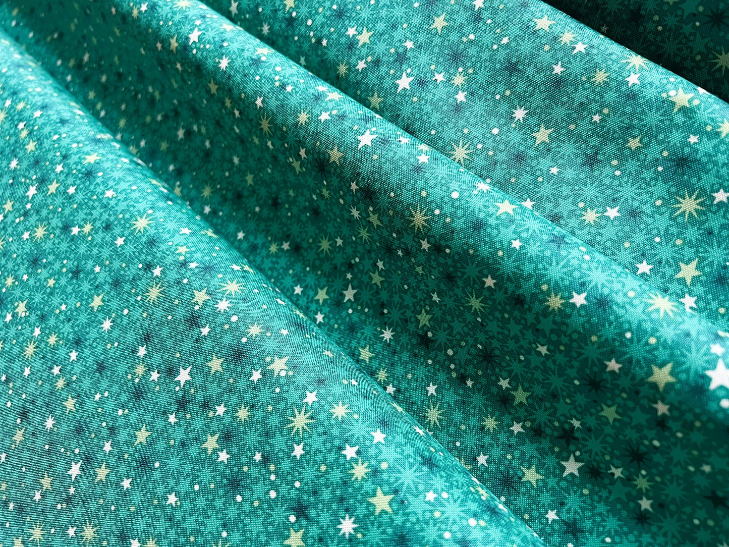 Makower Nutcracker Christmas Collection - Twinkle, green