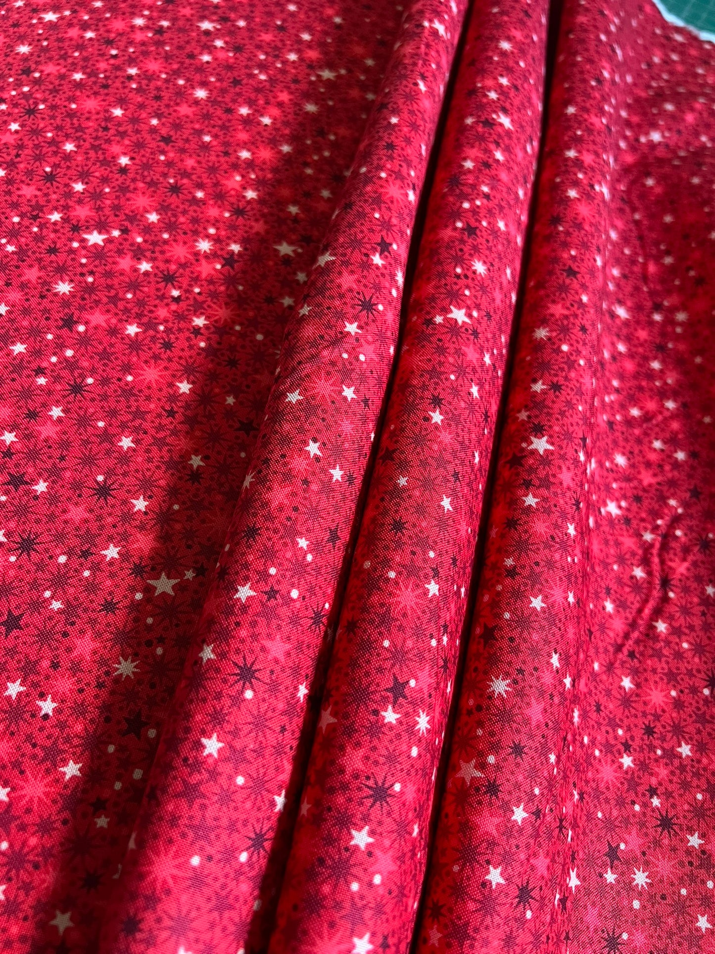 Makower Nutcracker Christmas Collection - Twinkle, red