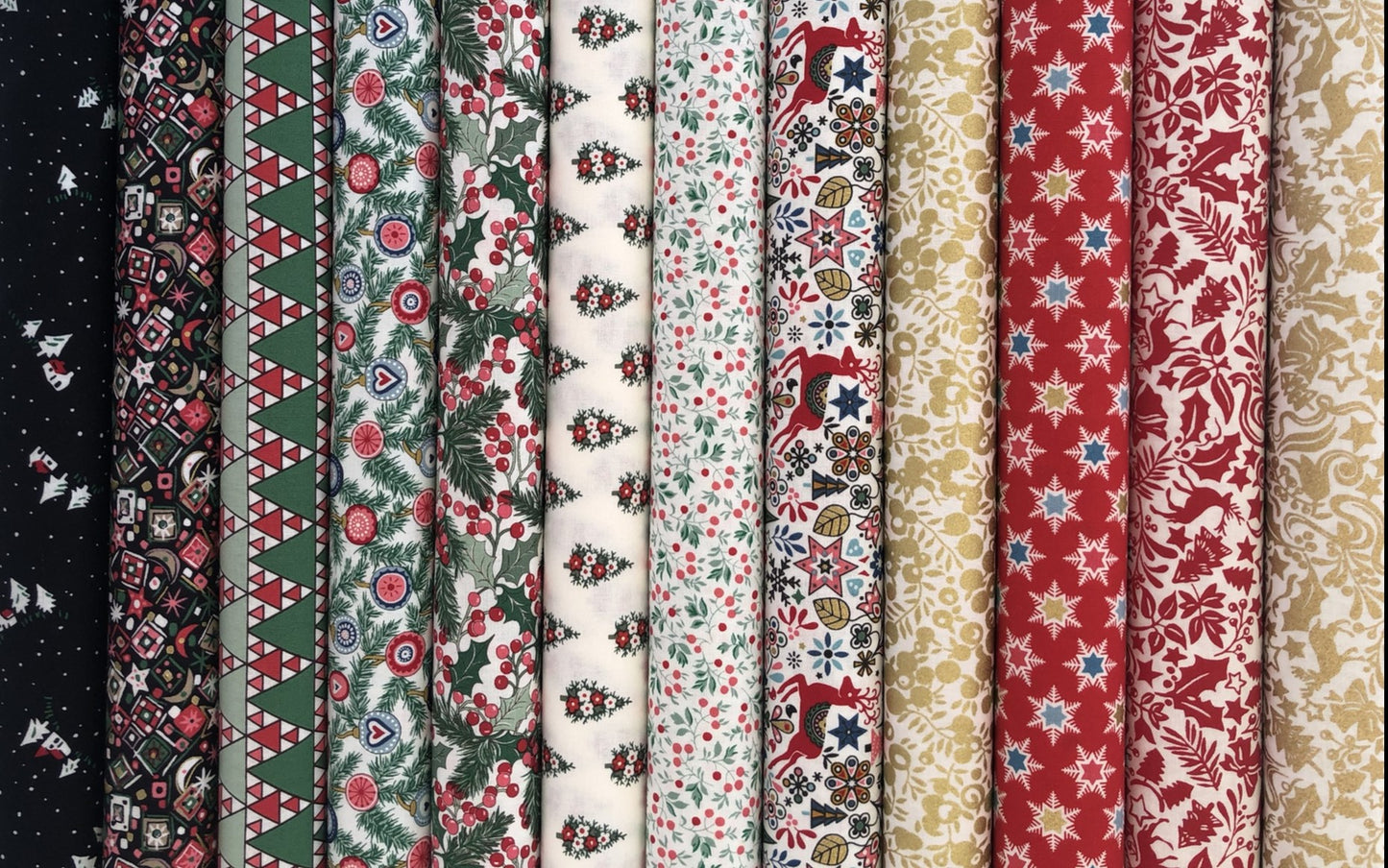 24 2.5inch strips of Liberty quilting cotton jelly roll - Woodland Christmas Collection