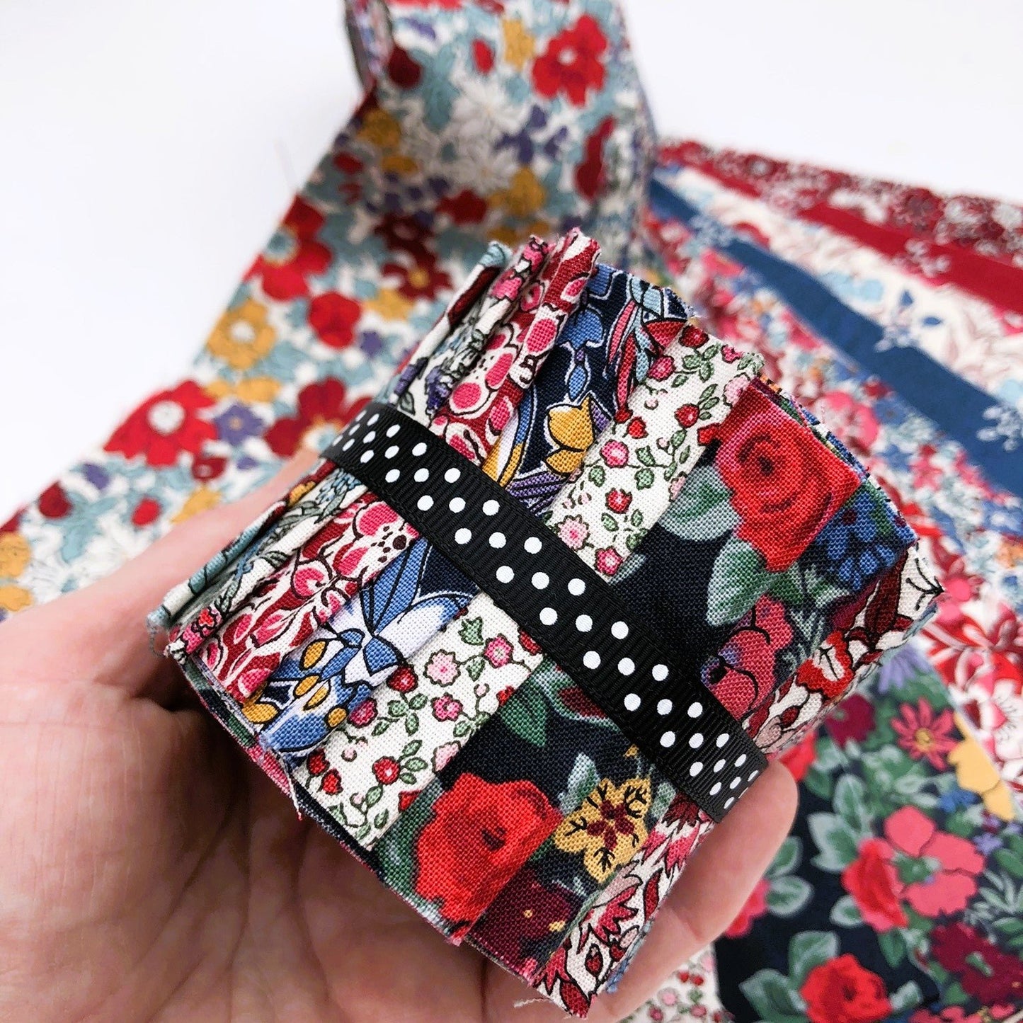 Liberty Fabric Jelly Roll - Flower Show Winter