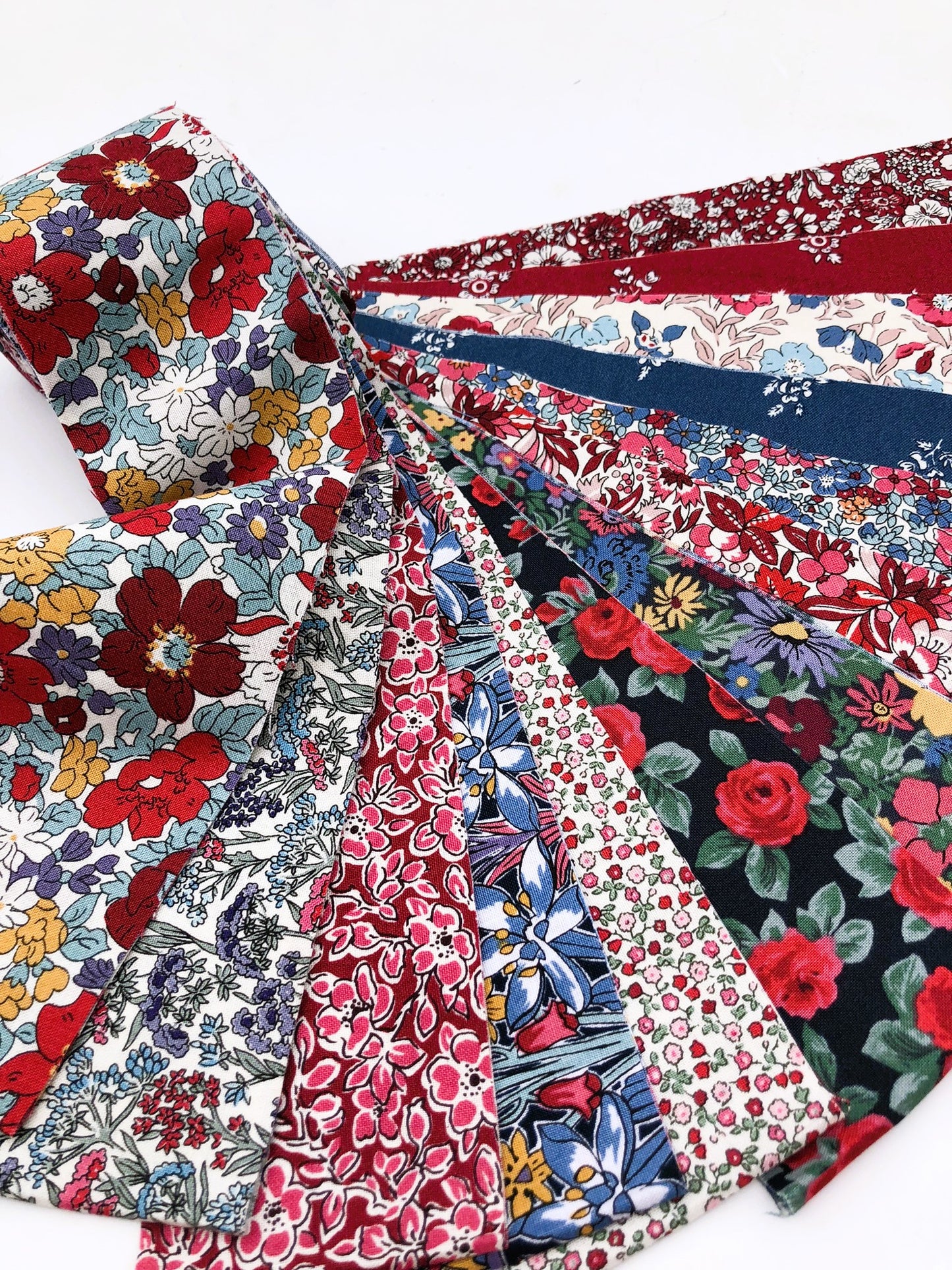 Liberty Fabric Jelly Roll - Flower Show Winter