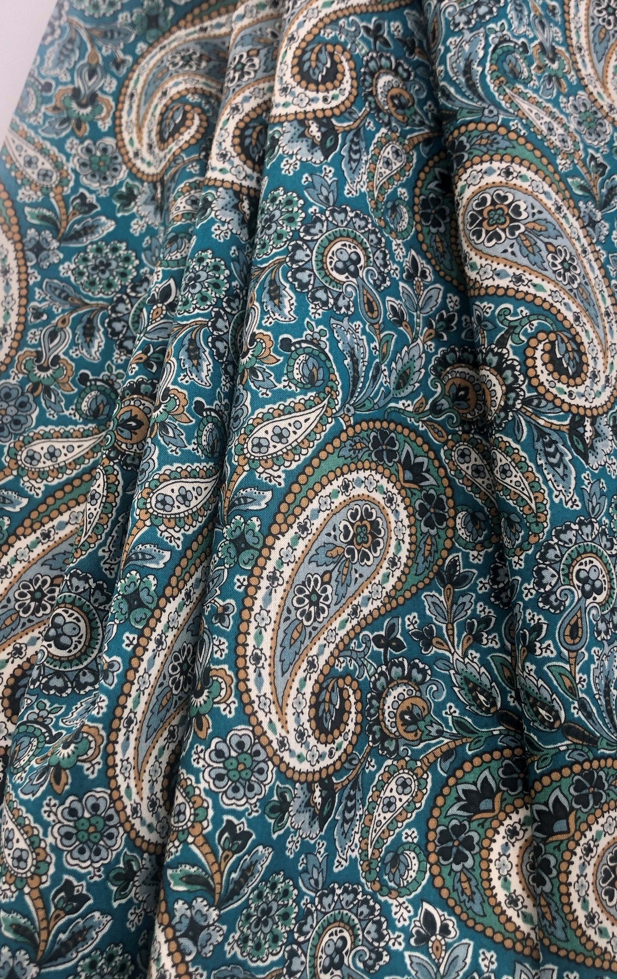 Liberty Fabric - Lee Manor